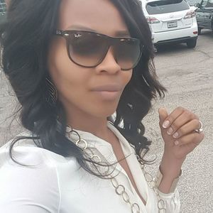 Meet your Posher, Gwendolyn